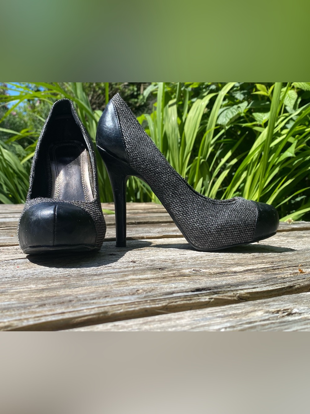 Chateau Women's Black Textured Tweed Cap-Toe Pumps